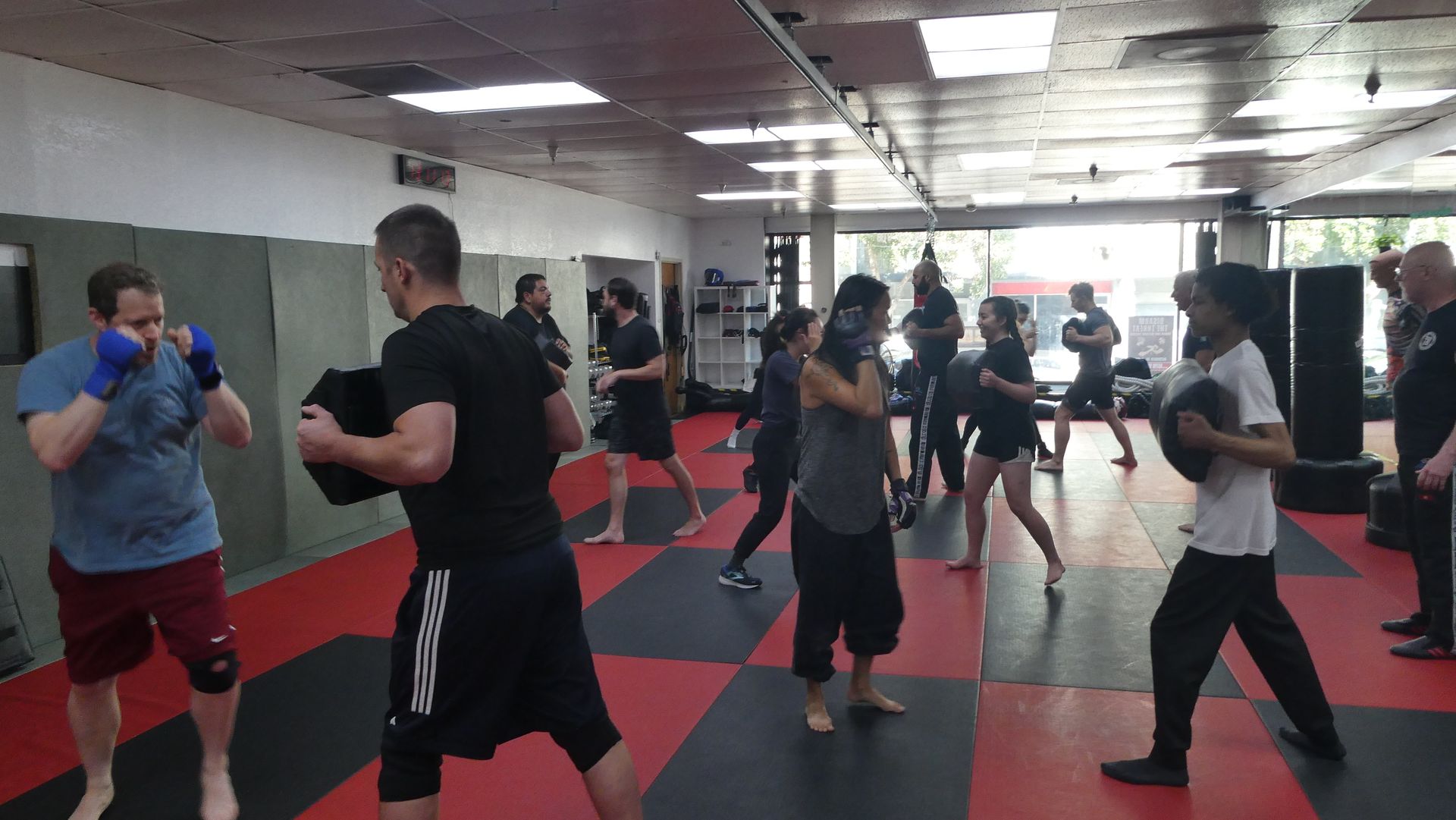 Krav Maga Combat Noir – Coton, Rayures Urbaines, Coupe Droite, 5/180 Cm – Tenue D'entraînement